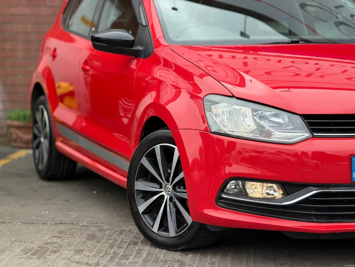 Volkswagen Polo 1.2 TSI AUTO BEATS EDT - Image 5