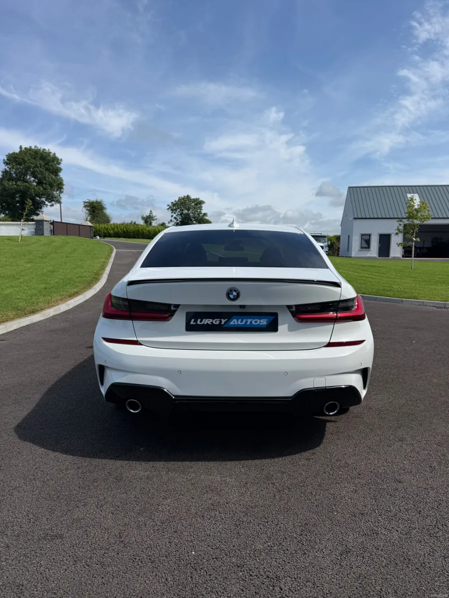 221 BMW 330E M SPORT - Image 6