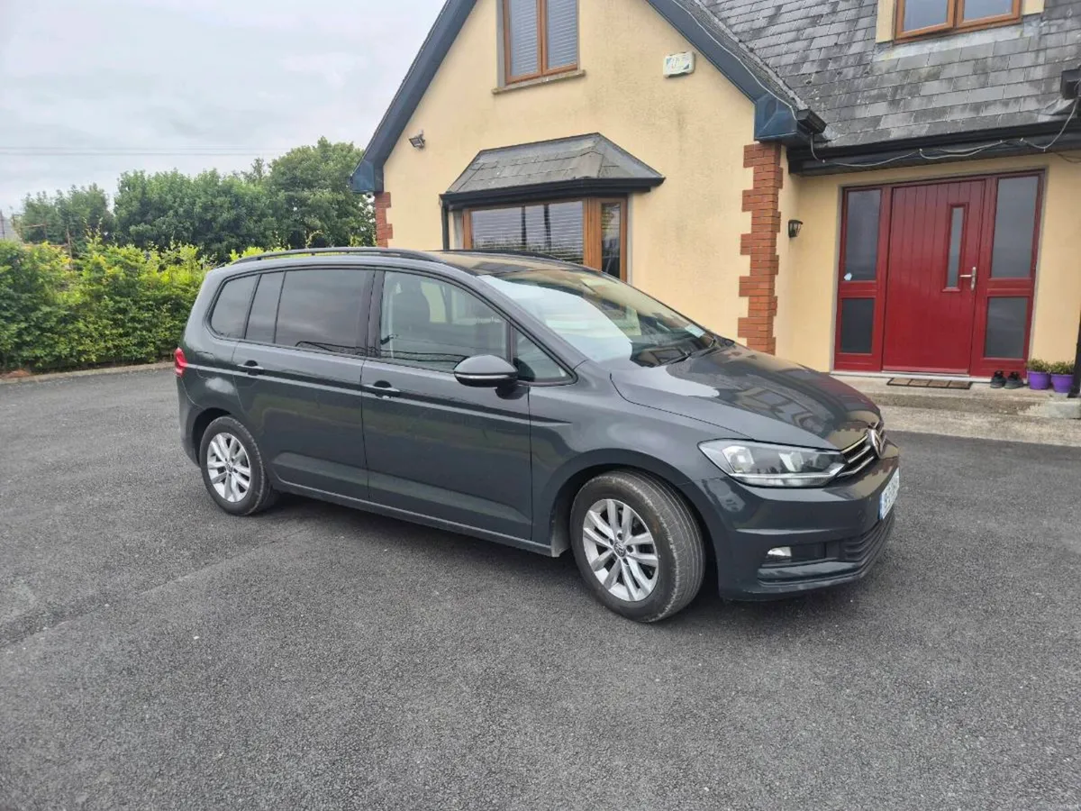 Car - Image 4