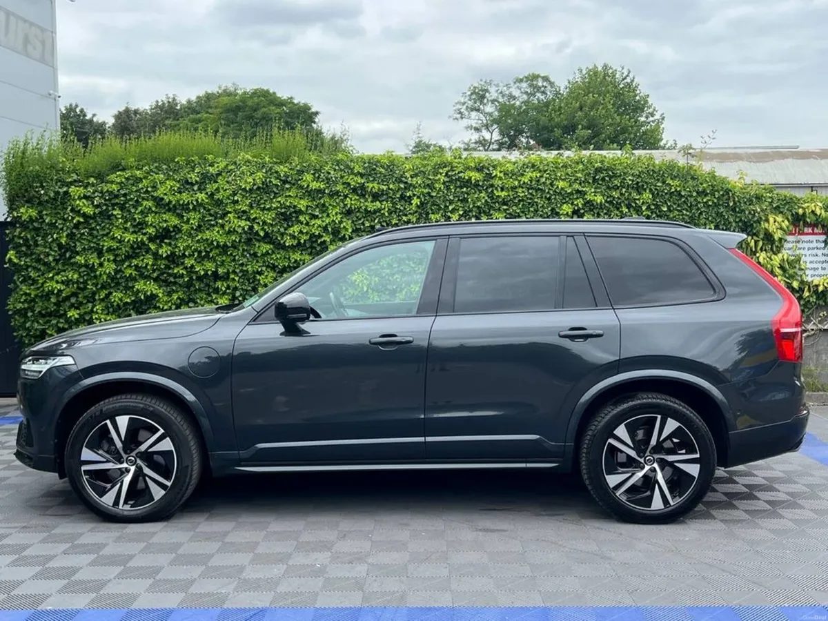 Volvo XC90 R-DESIGN T8 RECHARGE AWD 7-SEATER 2.0 H - Image 4