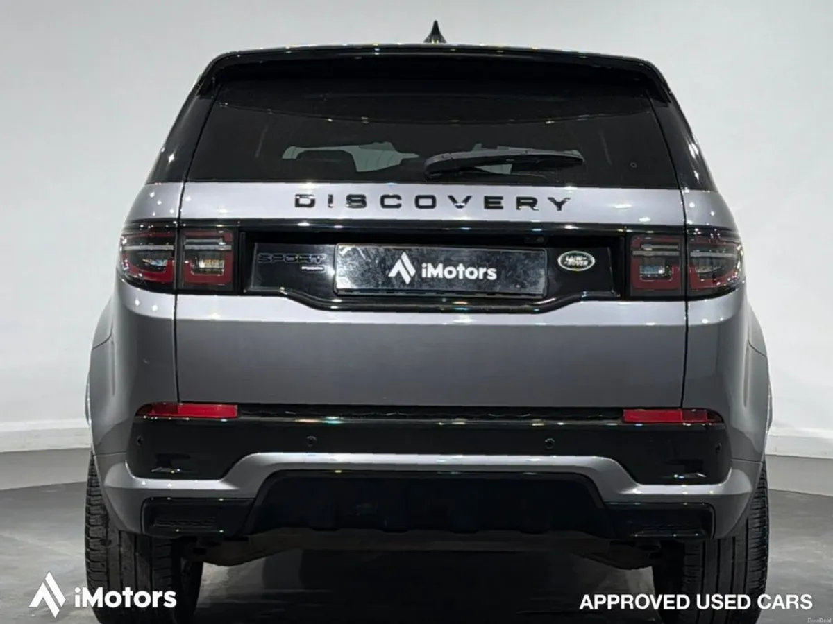Land Rover Discovery Sport 1.5 P300E R Dynamic SE - Image 6