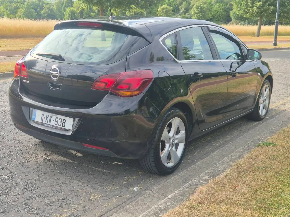 2011 OPEL ASTRA 1.4 PETROL NCT 06/27 TAX 03/3 - Image 3