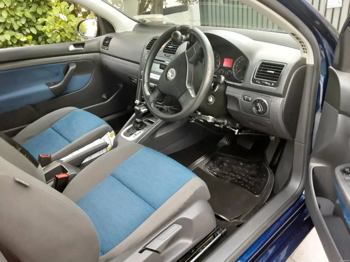 Vw golf automatic low mileage - Image 3