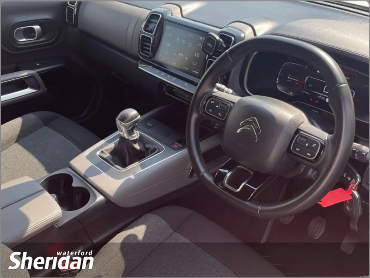 Citroen C5 Aircross PureTech 130 S&S Feel - Image 2