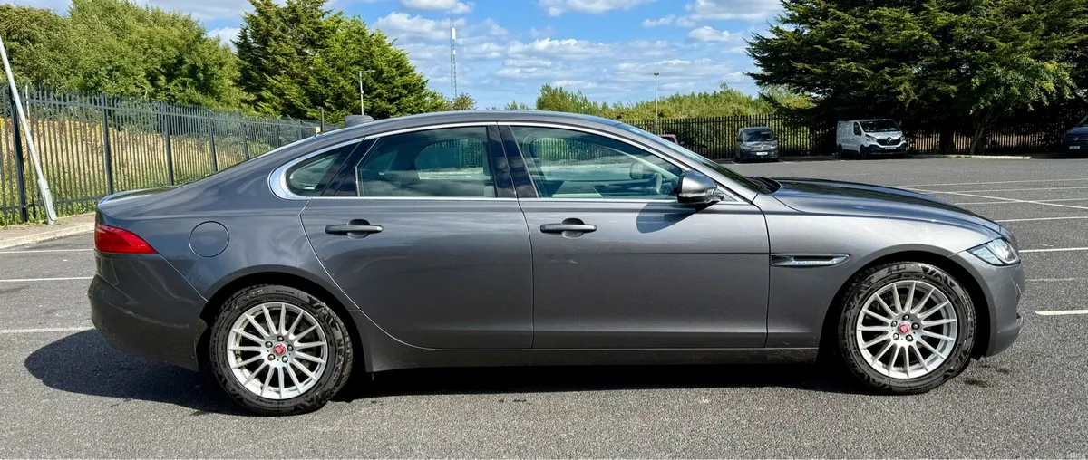 2018 JAGUAR XF *AUTOMATIC*PRESTIGE* - Image 2