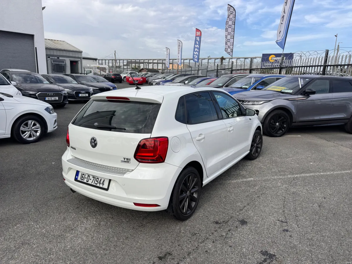16 VW POLO GLASS ROOF LEATHER SEATS - Image 6
