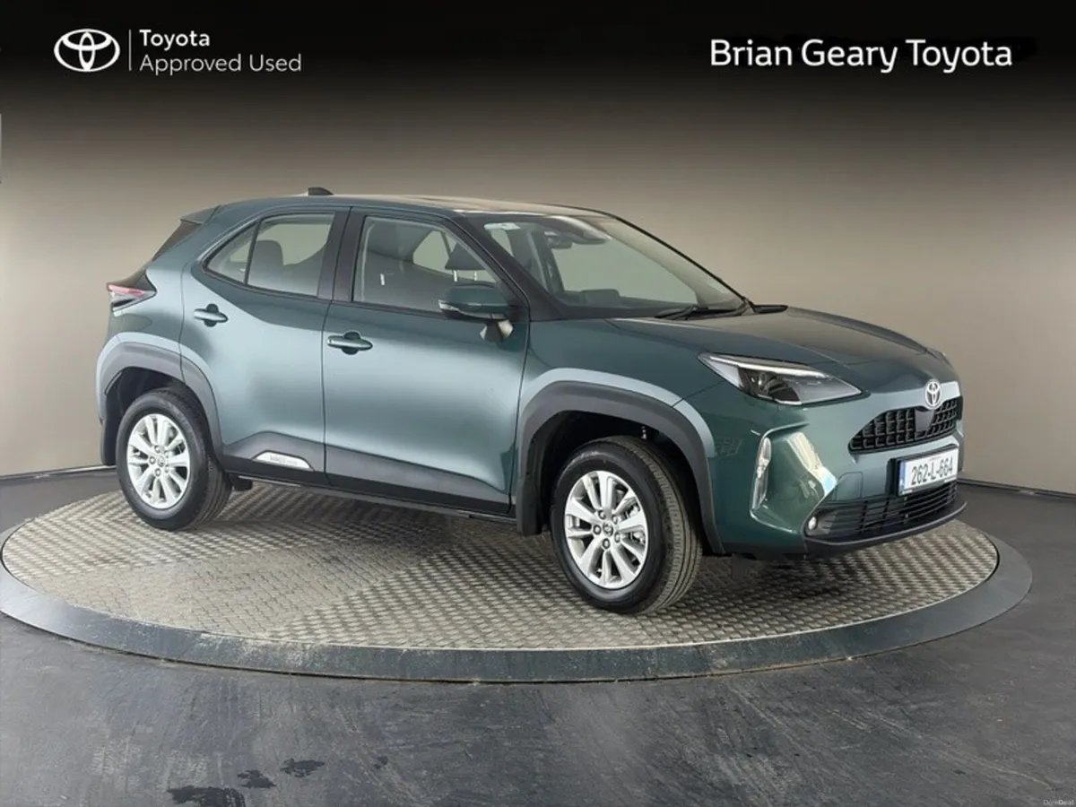 Toyota Yaris Cross YARIS CROSS LUNA - Image 1