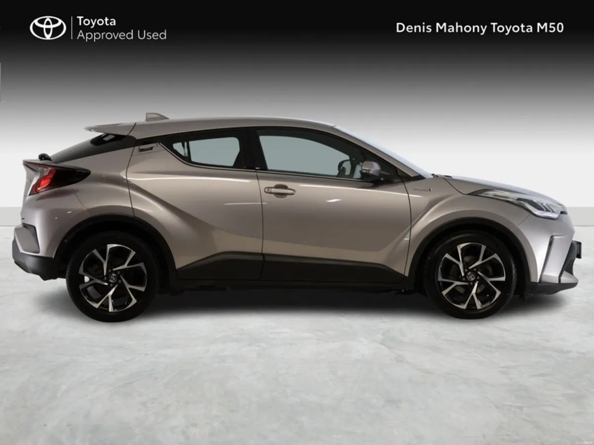 Toyota C-HR Sport Hybrid - Image 3
