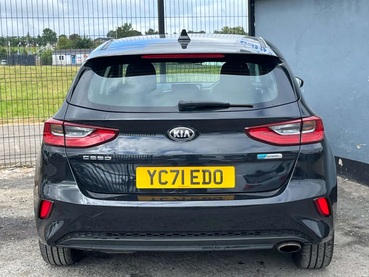 KIA CEED 1.6 Ceed 2 Nav CRDi ISG MHEV 5dr - Image 5