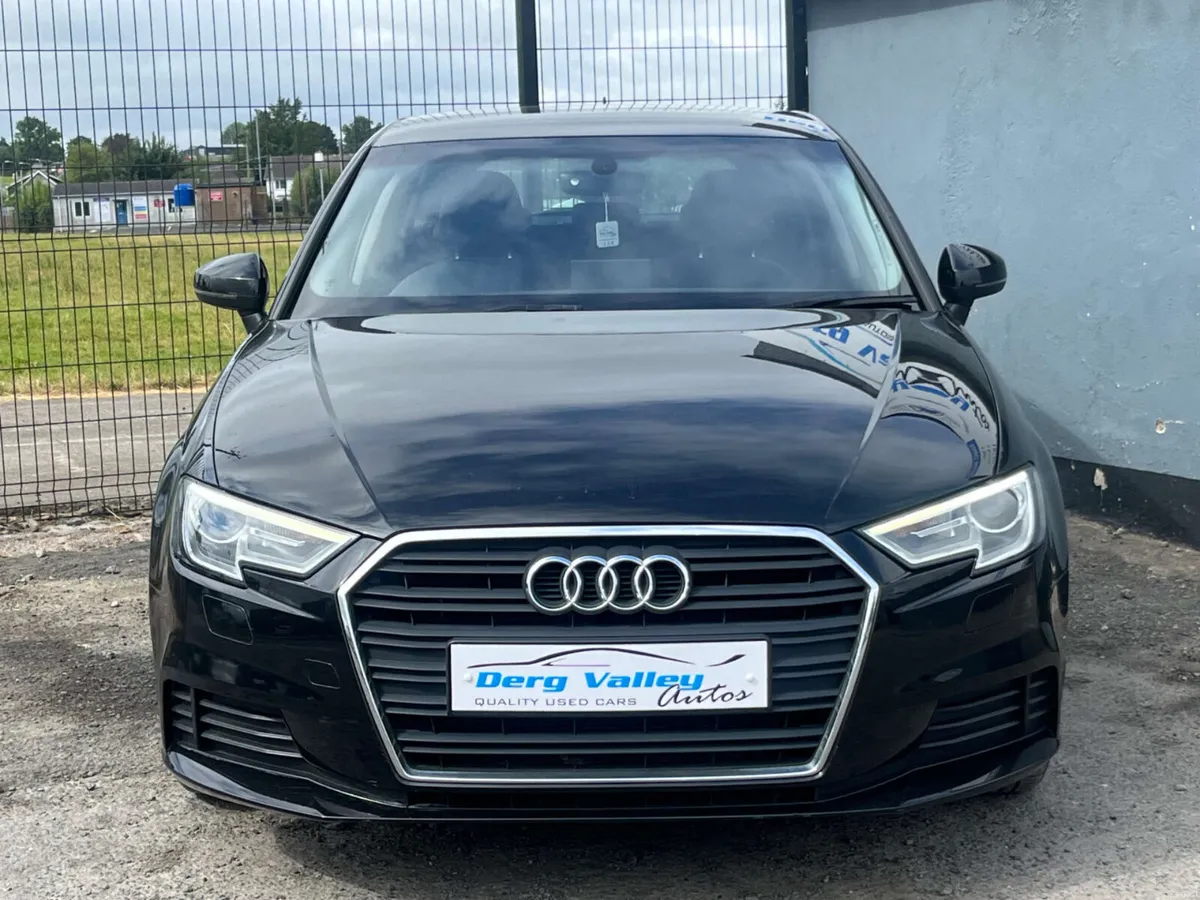 AUDI A3 1.6 A3 Sportback SE Technik TDI Semi-Auto - Image 2