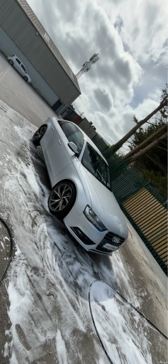 Audi A4 - Image 2
