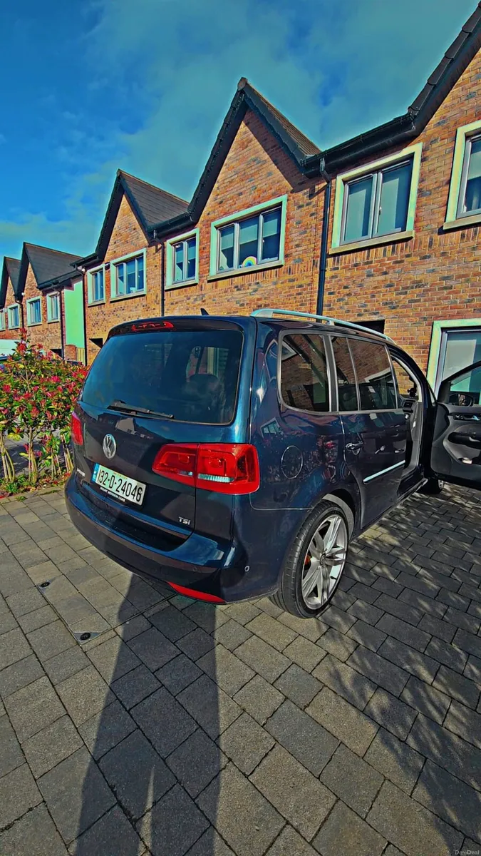 Volkswagen Touran - Image 6