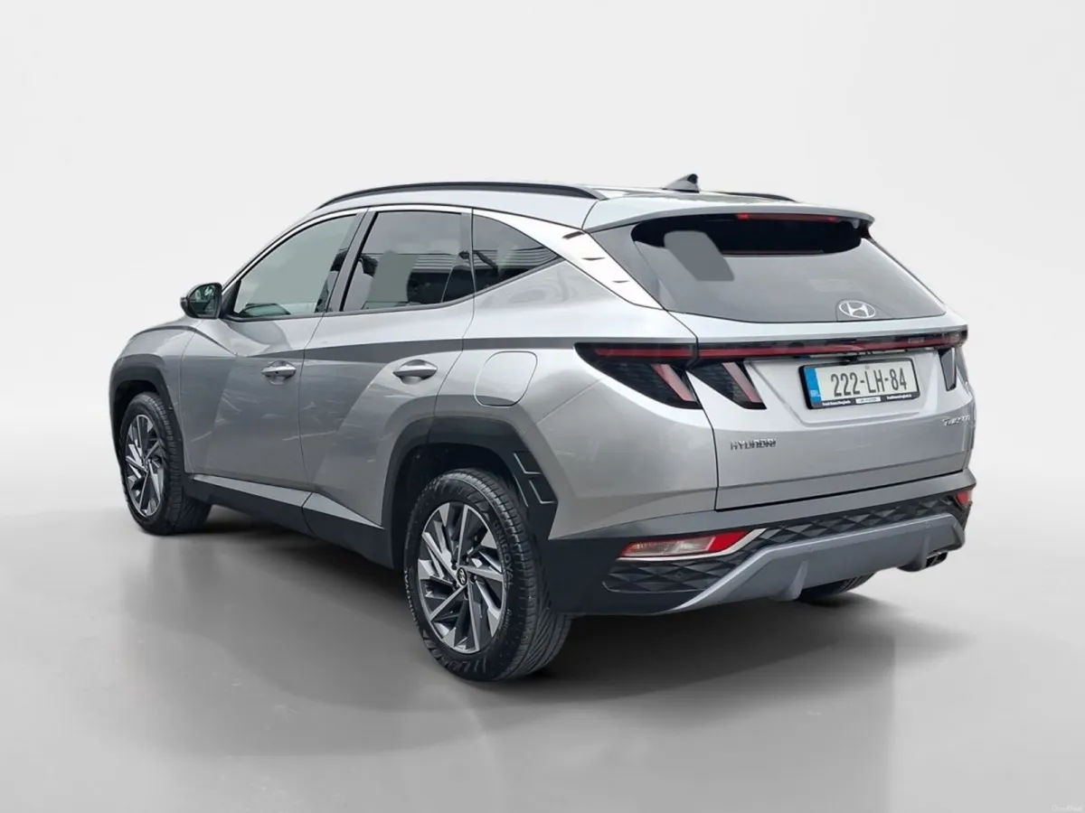 Hyundai Tucson 2WD Executive Plus - Image 5