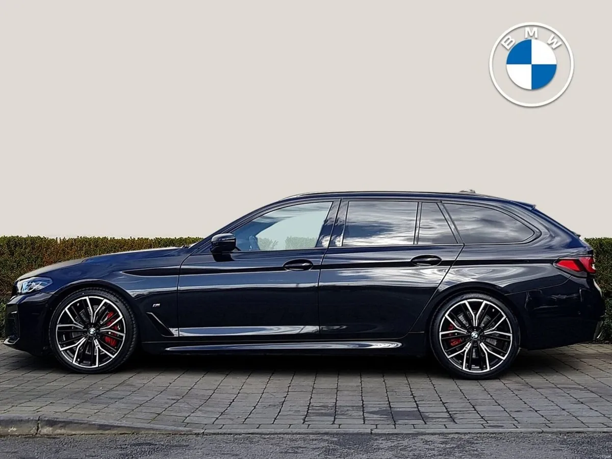 BMW 5-Series 520d M Sport Touring - Image 3