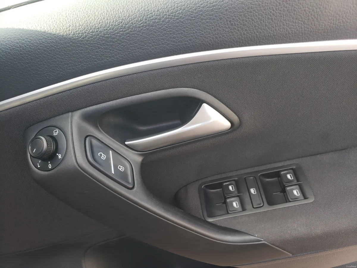 2016VW PoLo - Image 6