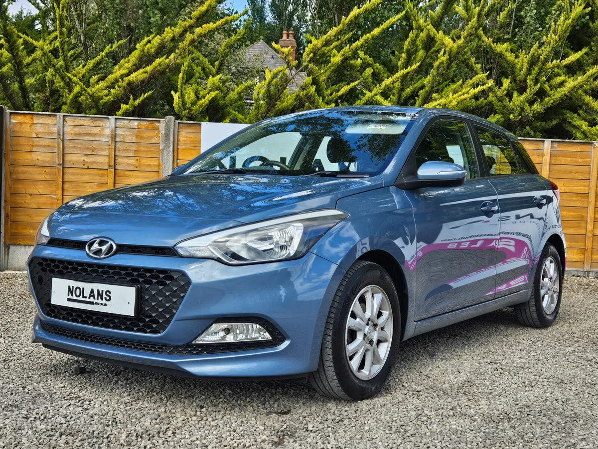 Hyundai i20 2017 1.2 Petrol High Spec Low Mileage - Image 1