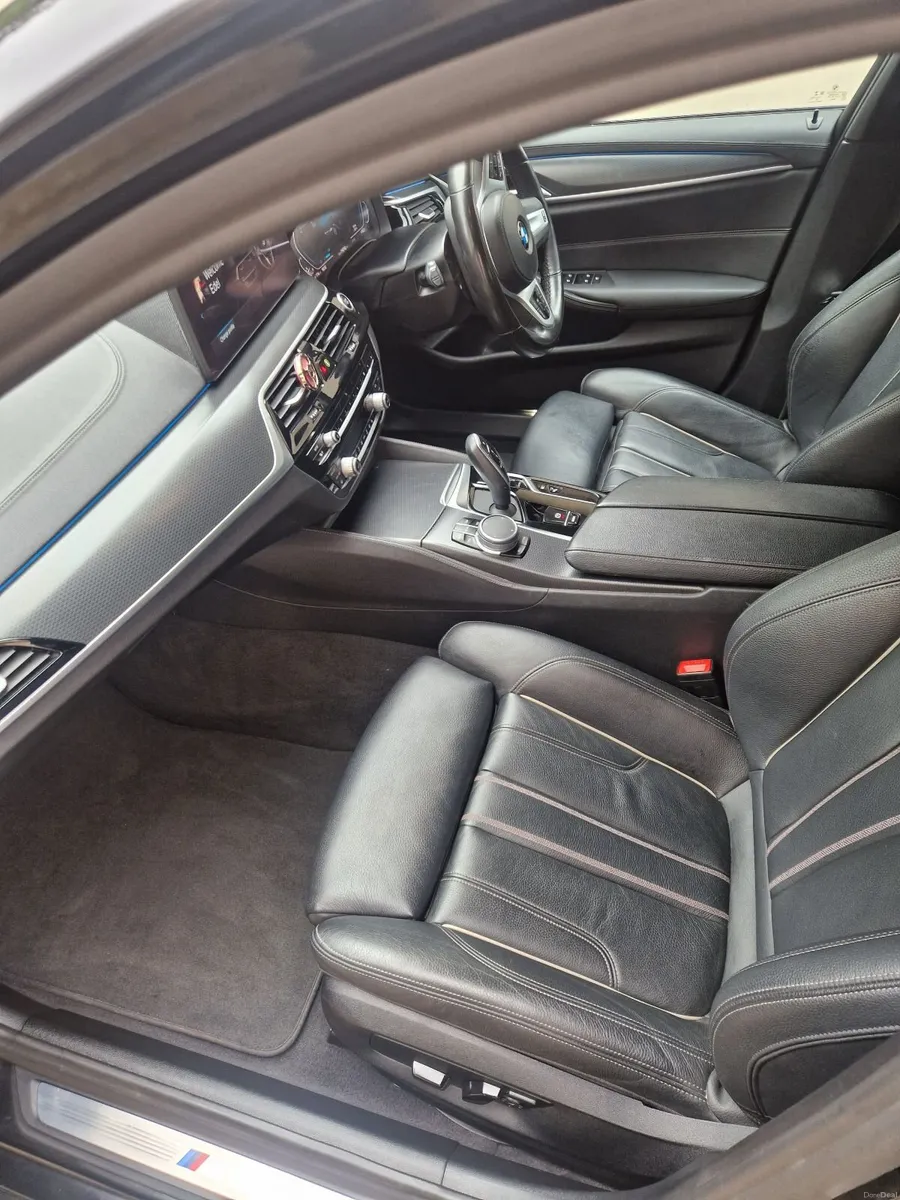 BMW 5-Series 2021 - Image 4