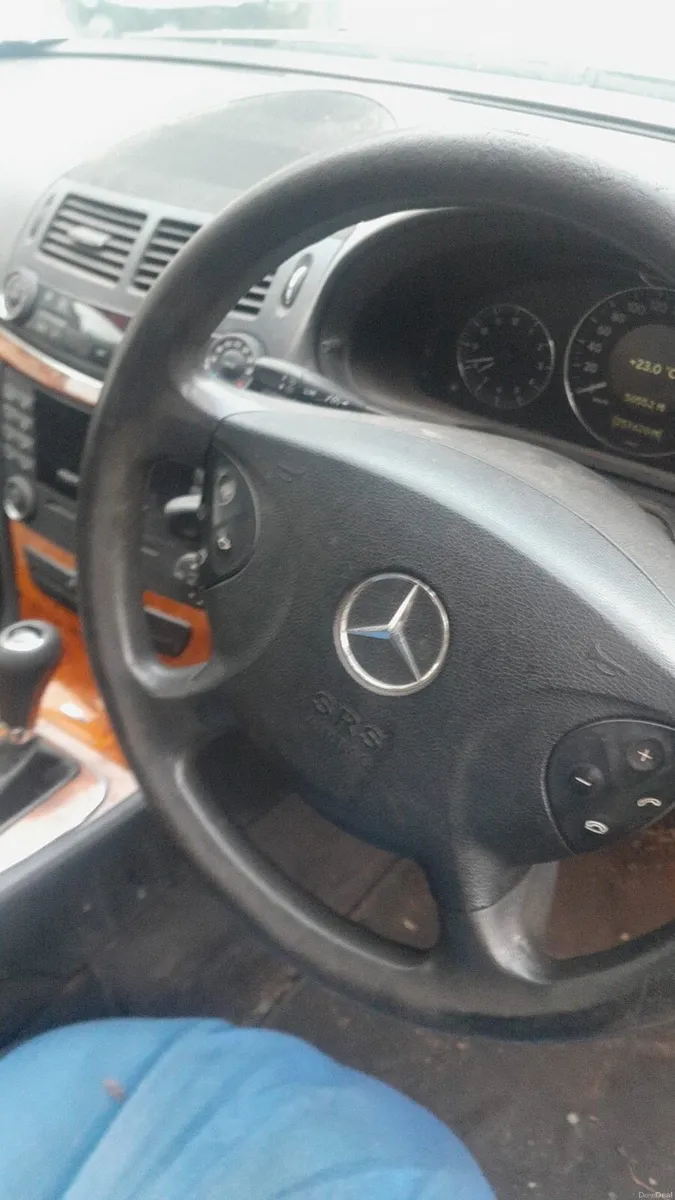 Mercedes e220 nearest offer - Image 2