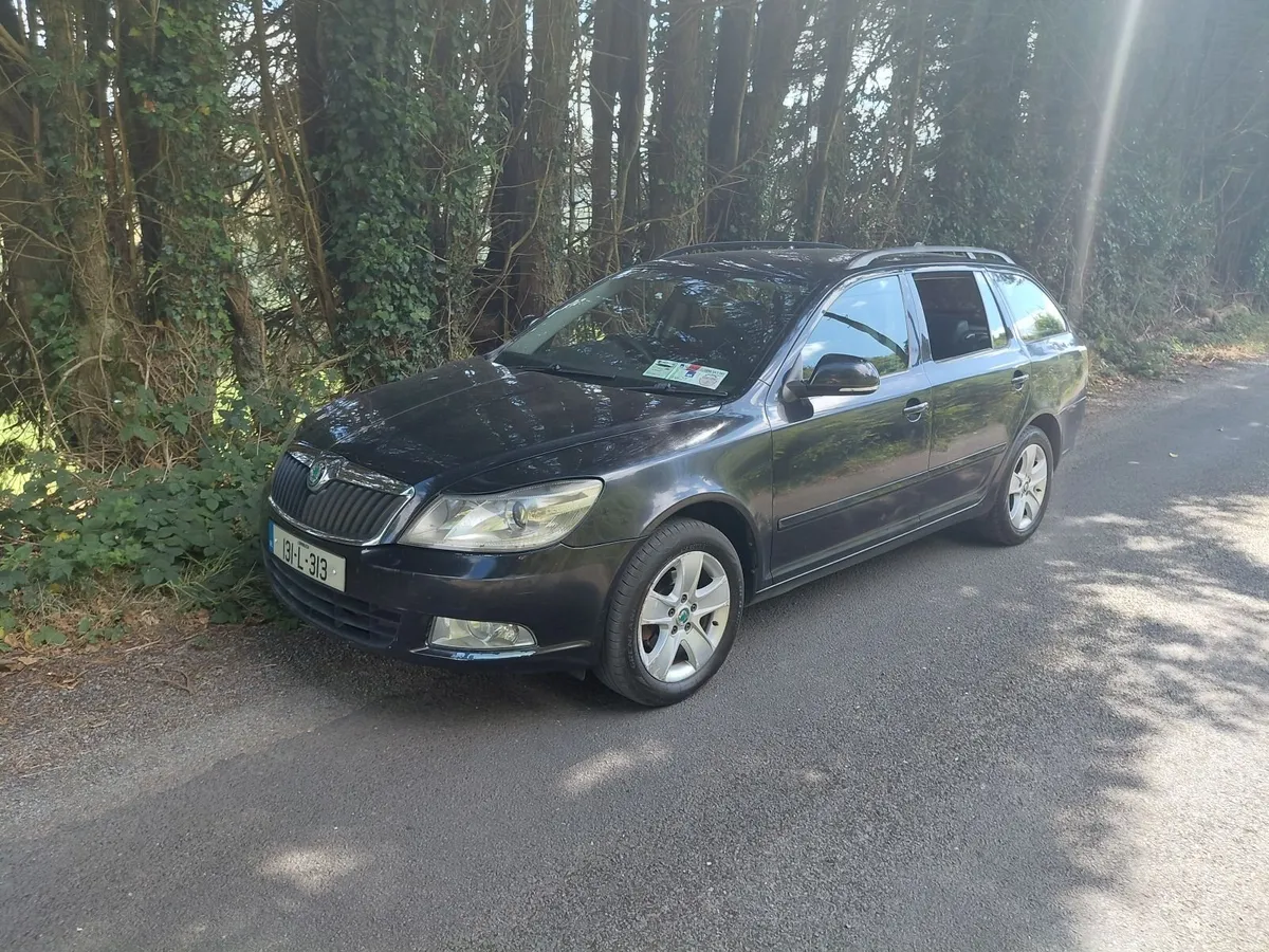 New nct7/27,tax10/26,only129mls,driving as new - Image 1