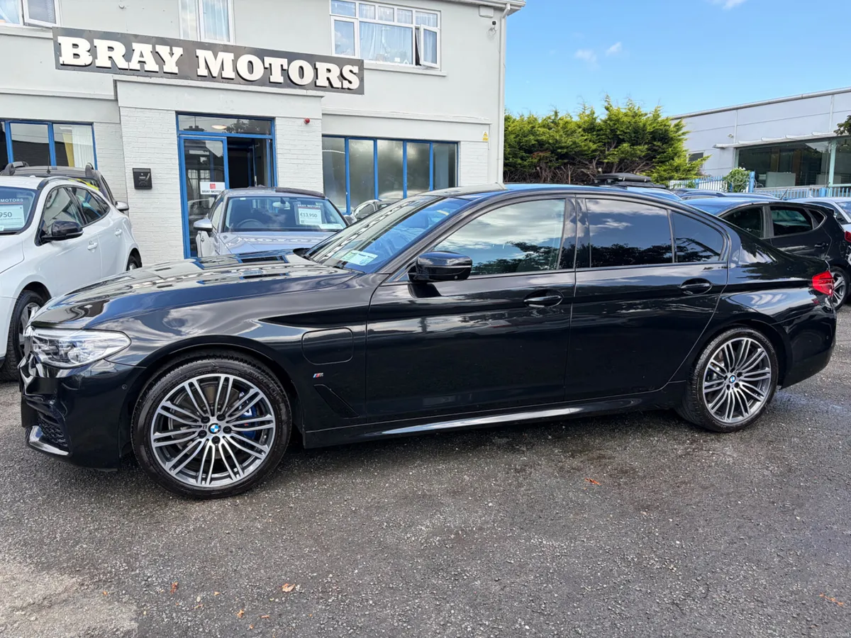 2019 BMW 530e M SPORT UNIQUE MASSIVE EXTRAS - Image 1