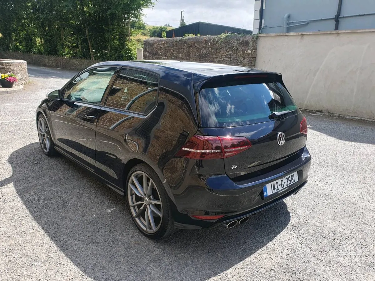 2014 Volkswagen Golf R 2.0 TSI - Image 4