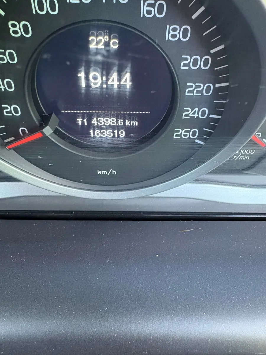 Volvo XC60 2016 - Image 3