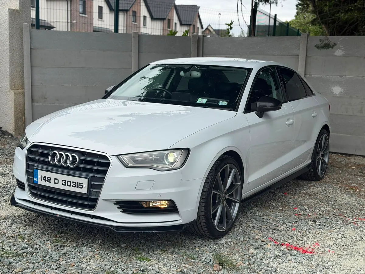 142 AUDI A3 1.4 TFSI SALOON - Image 3