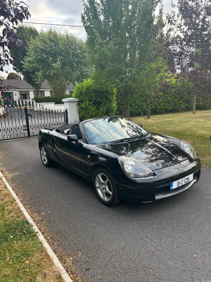 Toyota MR2 2001 - Image 1