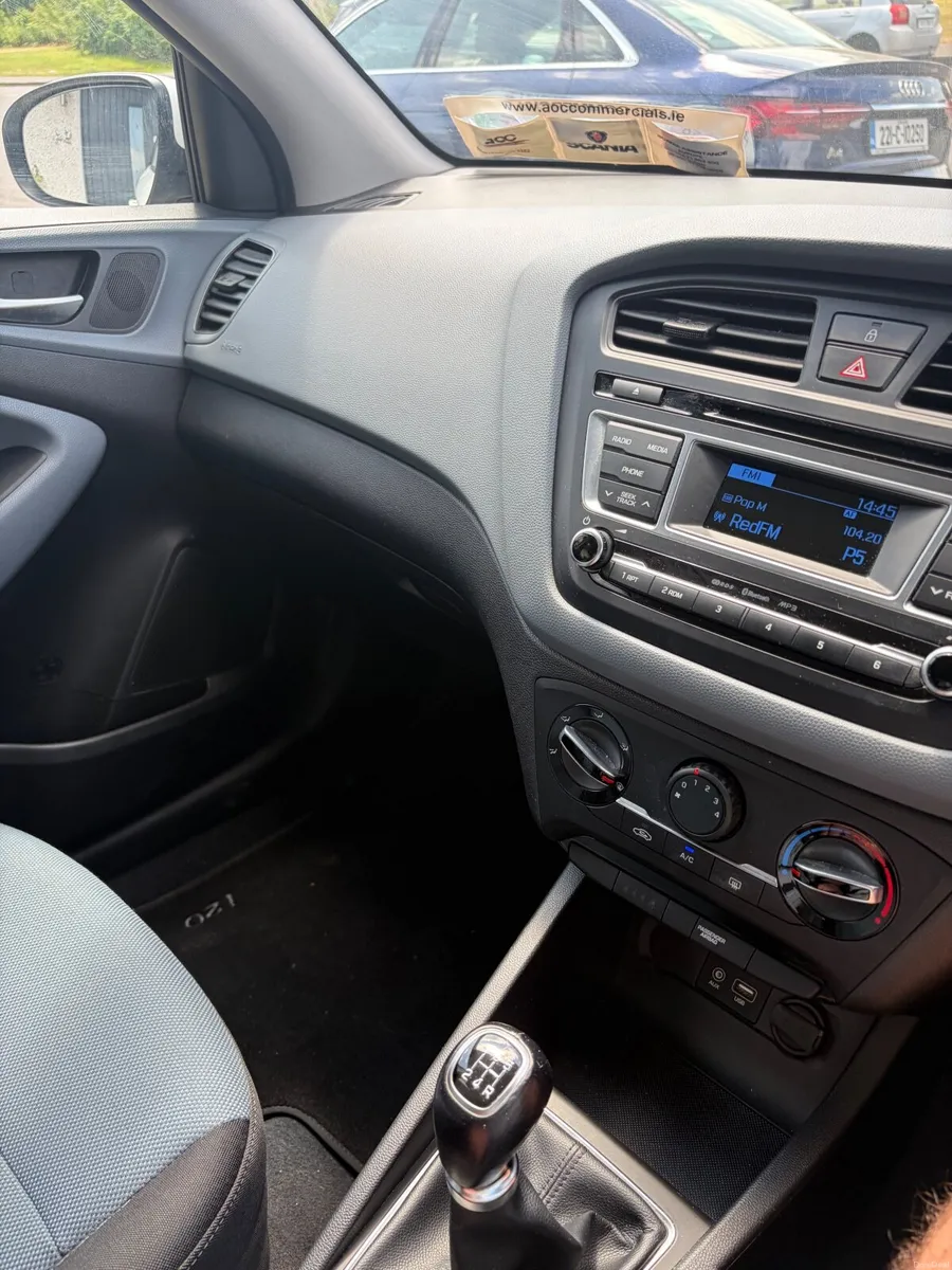 Hyundai i20 2017 - Image 3