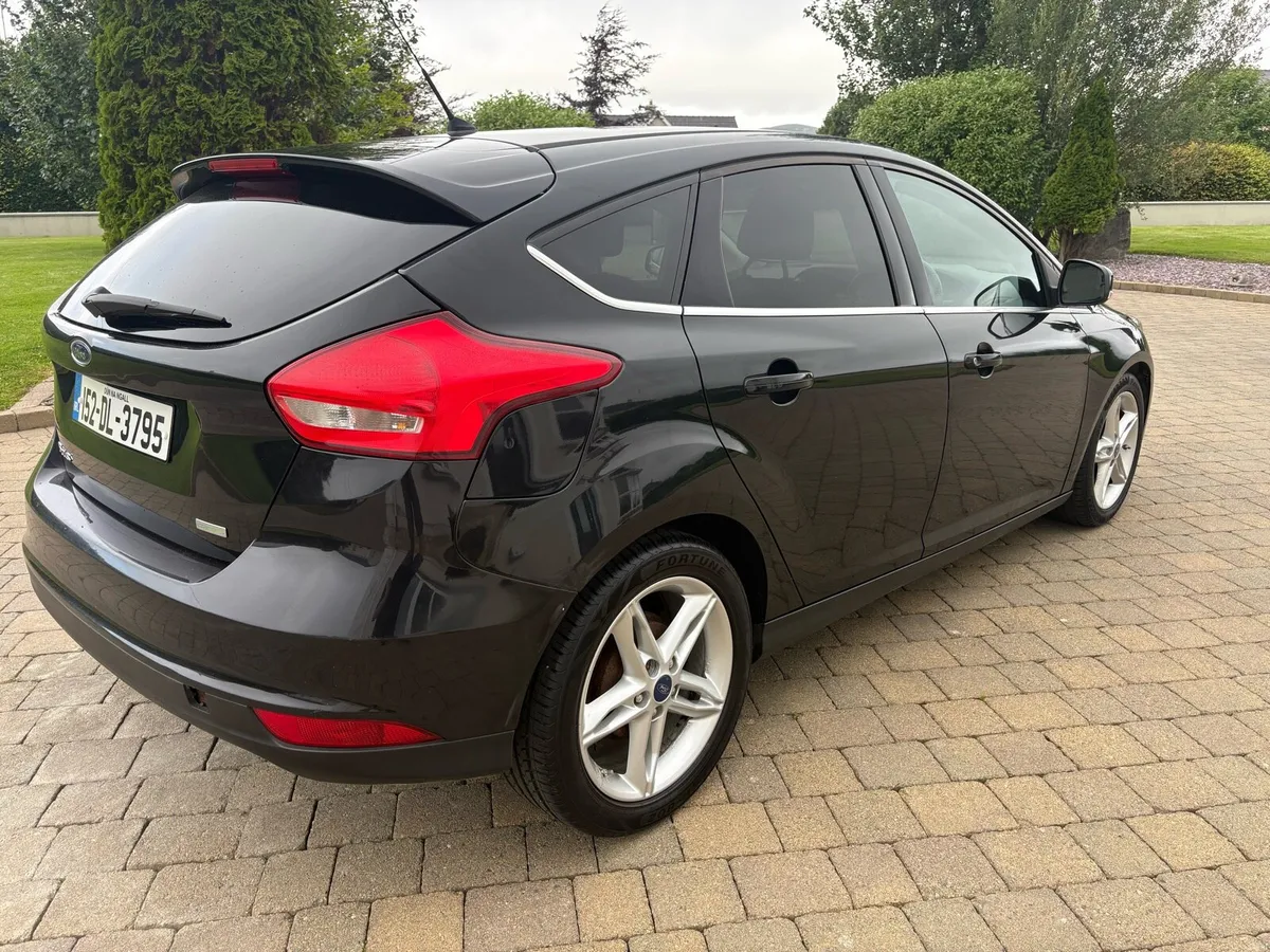 Ford Focus Zetec - Image 4