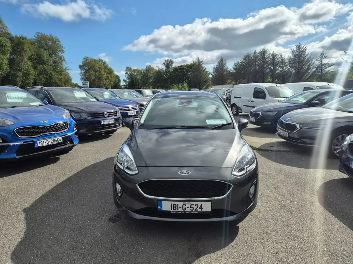 Ford Fiesta Zetec 1.1 70PS 5M 4DR - Image 2