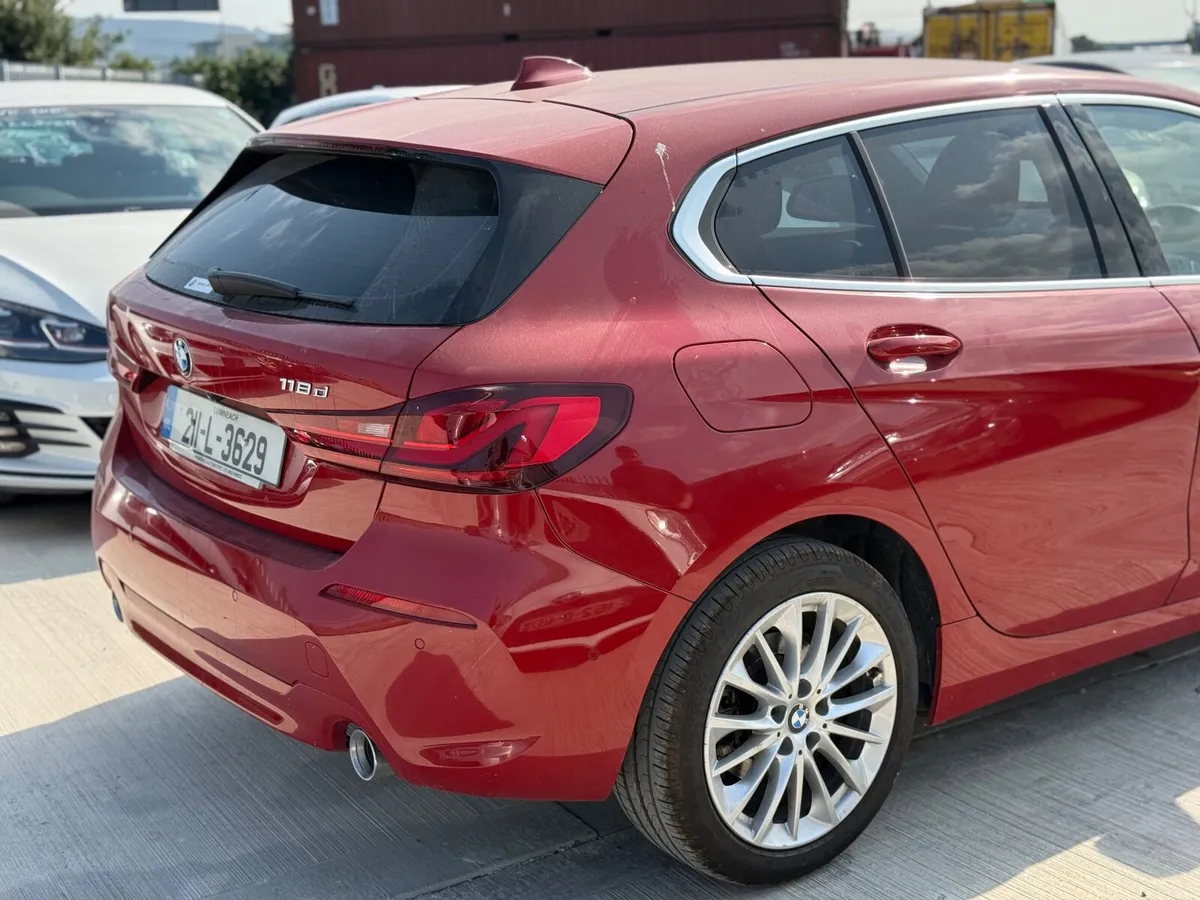 BMW 1-Series 118D PLAY EDITION AUTOMATIC - Image 2