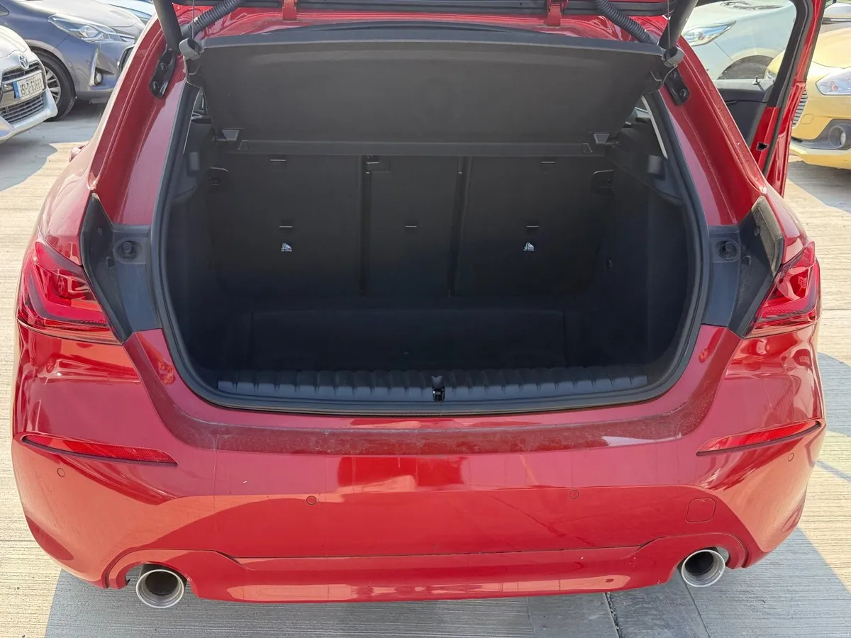 BMW 1-Series 118D PLAY EDITION AUTOMATIC - Image 4