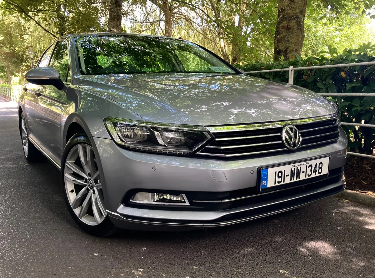 Volkswagen Passat 2.0Tdi  DSG Auto  R Line Trim - Image 1