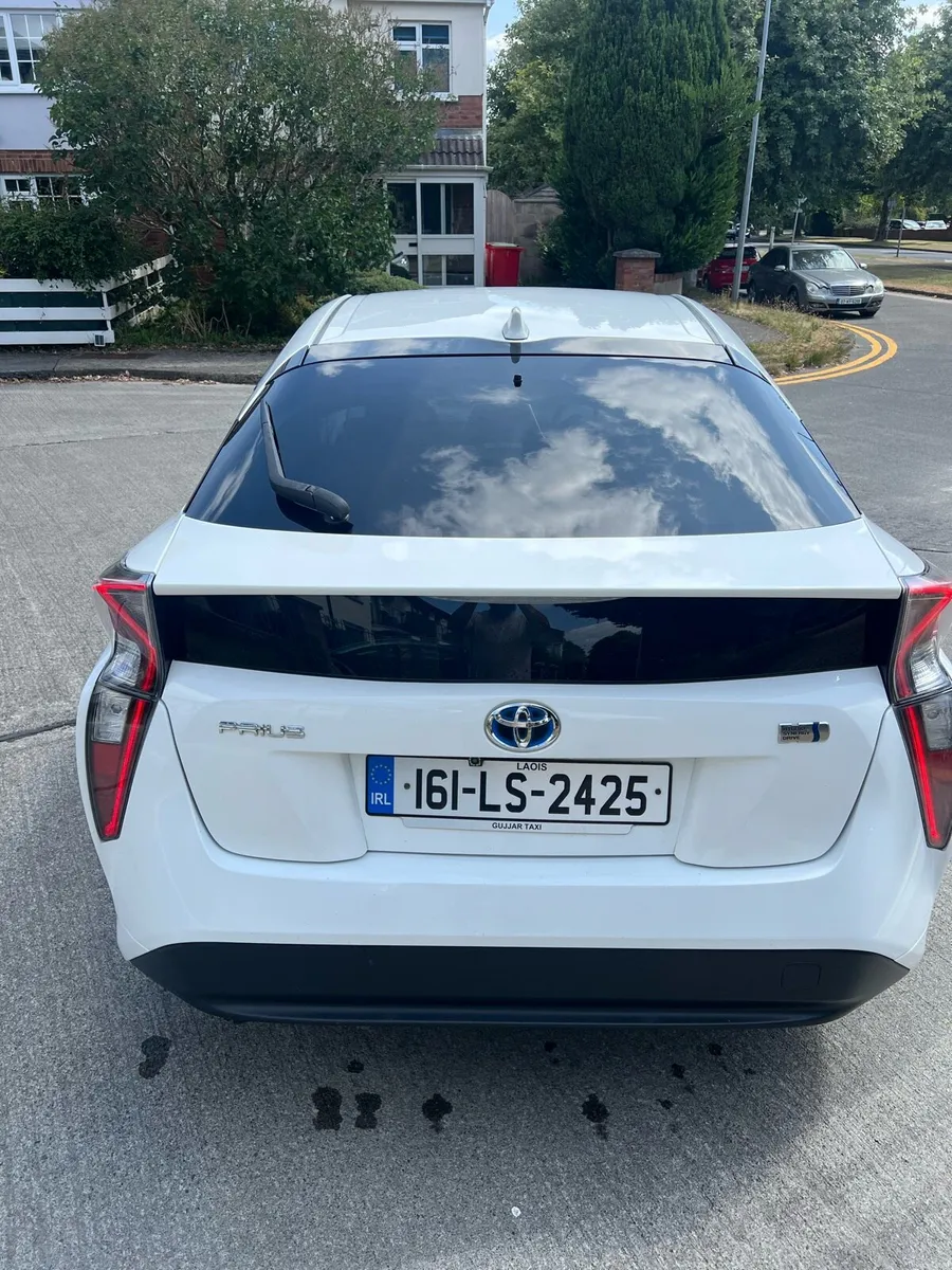 Car - Image 4