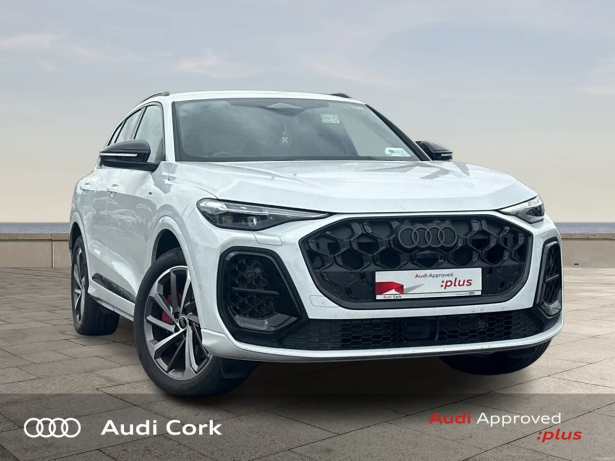 Audi Q5 E-HYBRID 220KW QUATTRO S-LINE WITH BLACK S - Image 1