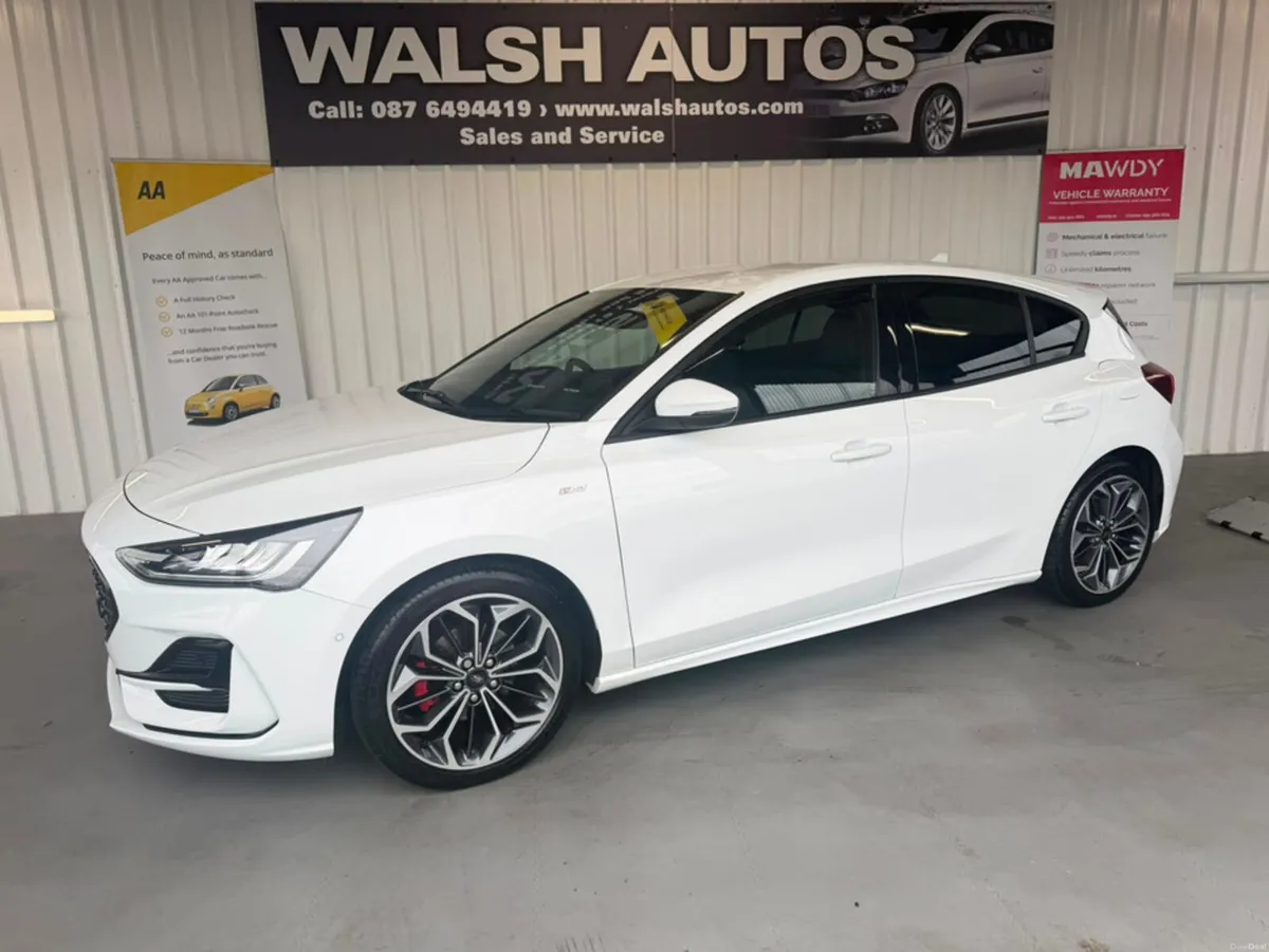 Ford Focus ST-LINE X 5DR 1.0T 155 MH - Image 5