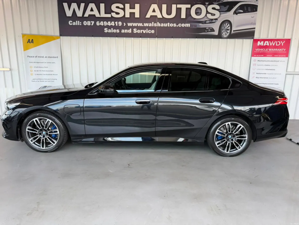 BMW 5-Series 530E M SPORT S5MF 4DR AUTO HYBRID - Image 3