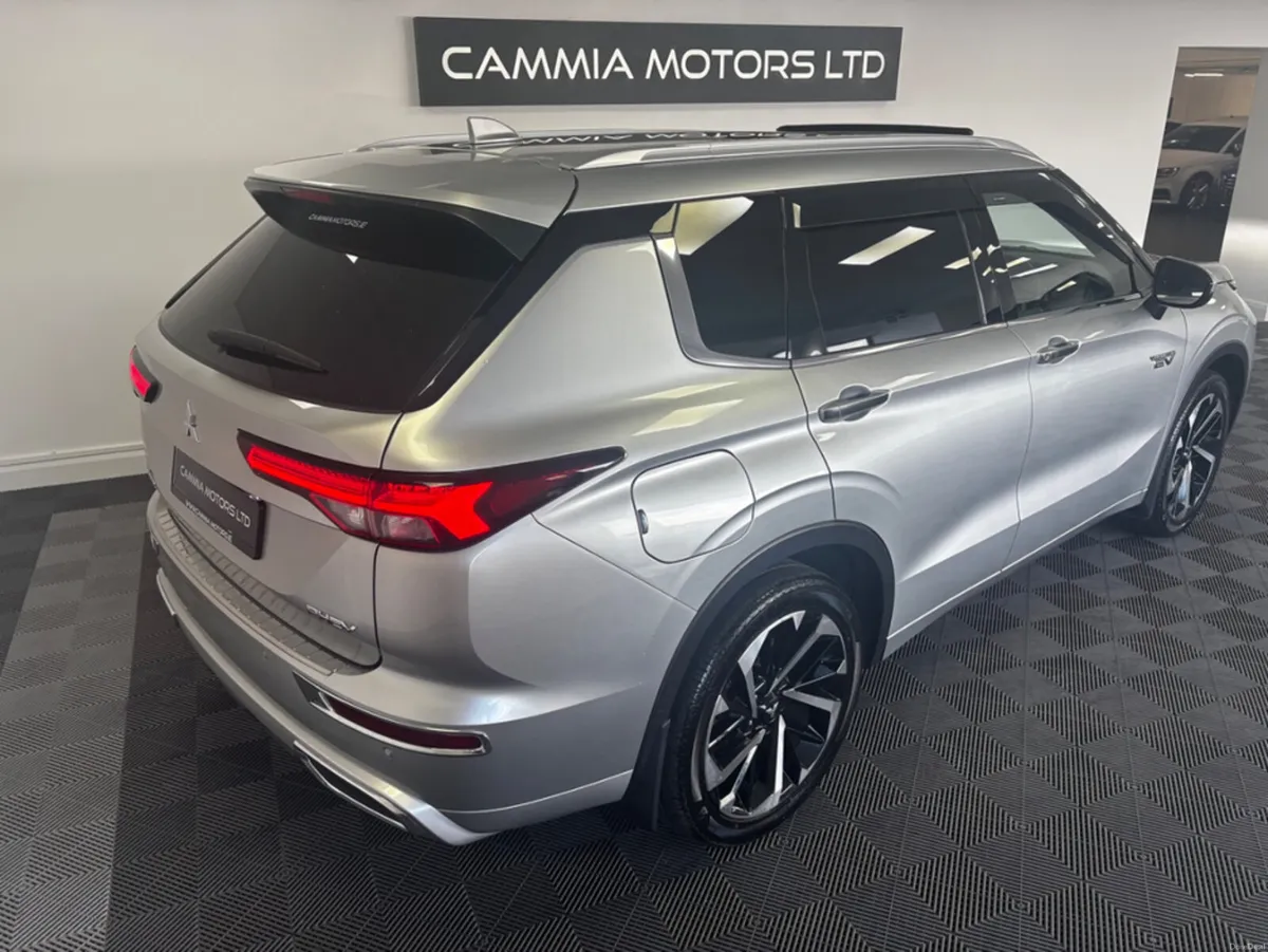 Mitsubishi Outlander 2022 MITSUBISHI OUTLANDER* - Image 5
