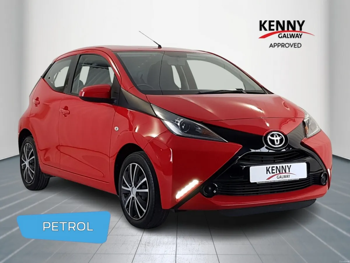Toyota Aygo 1.0 VVTI X-PLAY 5DR - Image 1