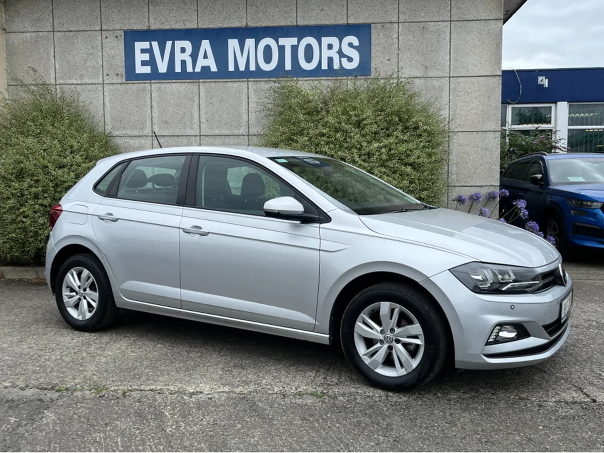 Volkswagen Polo TRENDLINE 1.0 MANUAL - Image 3