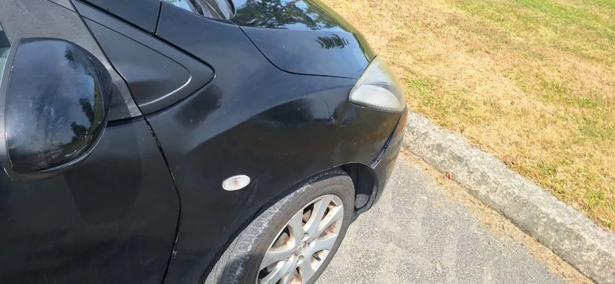 Mazda 2 - Image 5