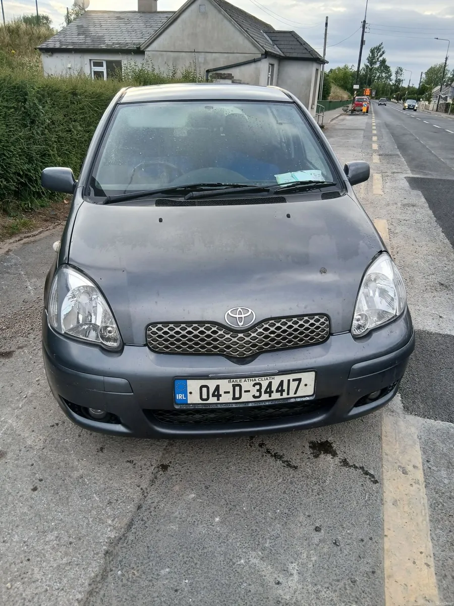 Toyota Yaris 2004 - Image 3
