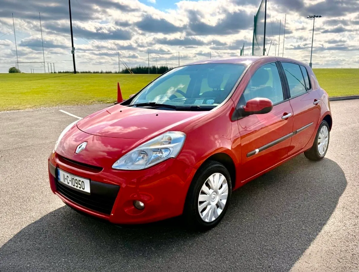 11 Renault Clio 1.5dci New Nct & Taxed €2895 - Image 4