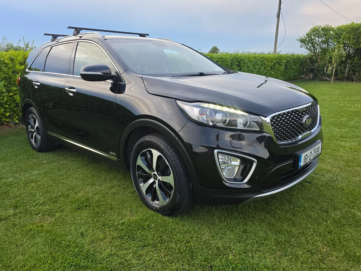 Kia Sorento 2016 Automatic 7 Seater 4X4 - Image 2