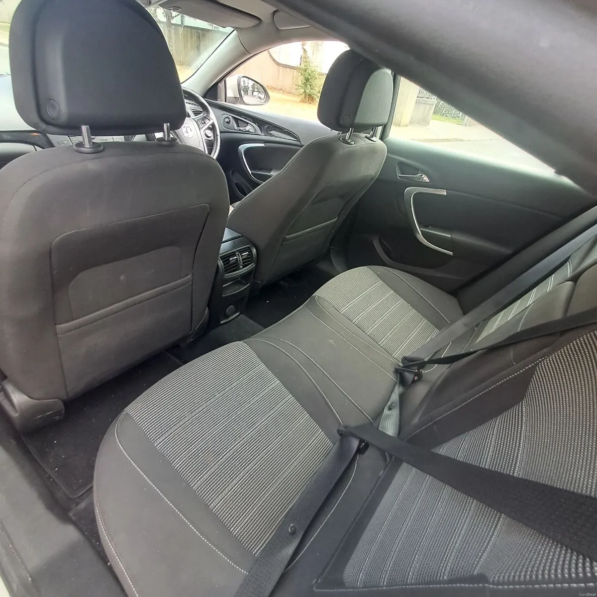 Vauxhall Insignia 2011 - Image 4
