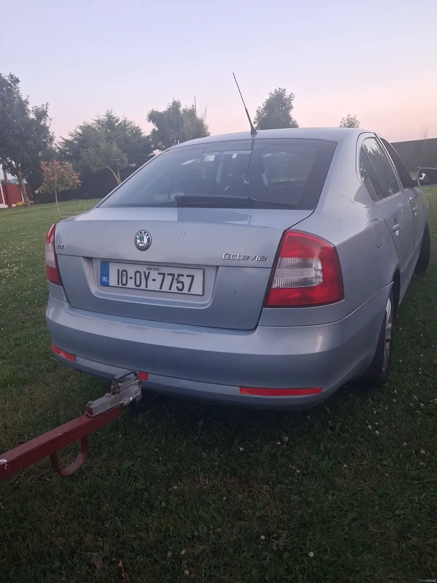 Skoda Octavia 2010 - Image 1