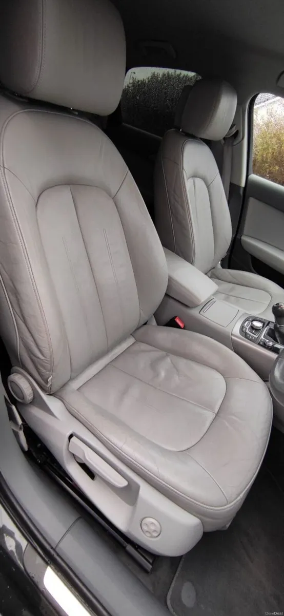 Audi A6 2012 - Image 2