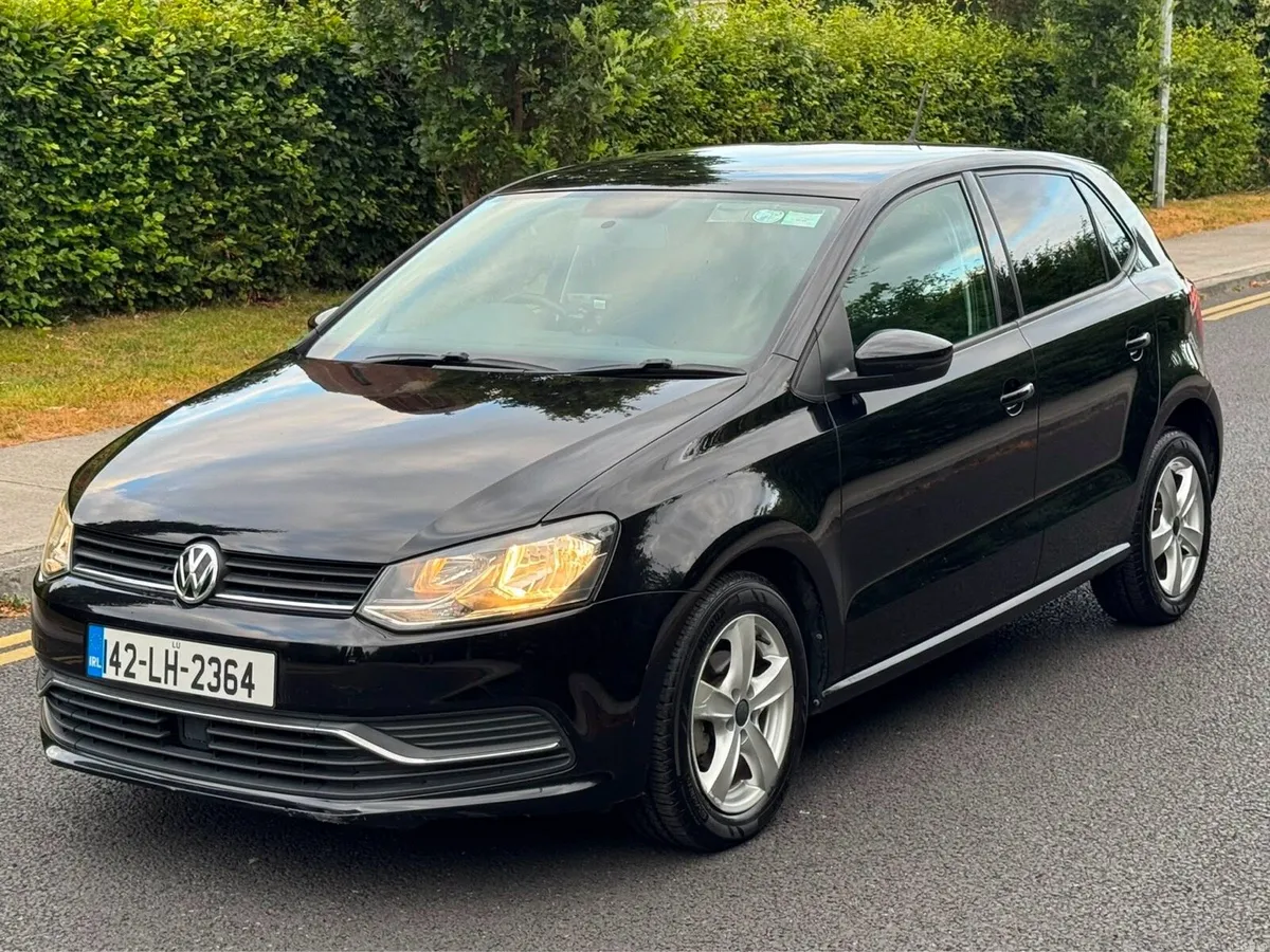 Automatic Volkswagen Polo 1.2 Petrol Low Miles - Image 3
