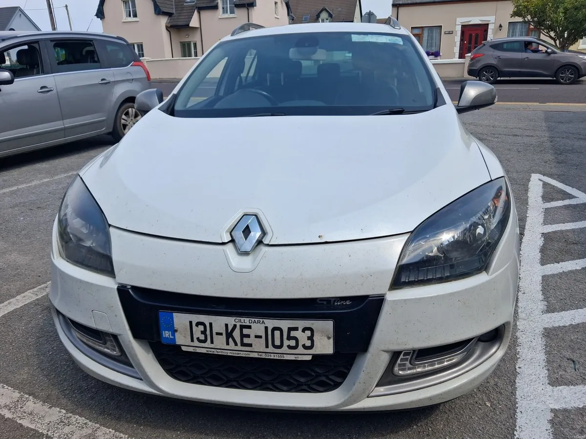 Lovely  Megane estate  nct jun 27 plus tax - Image 1